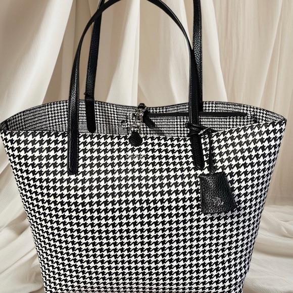 LAUREN RALPH LAUREN Reversible Tote / Purse NWT - Picture 4 of 12